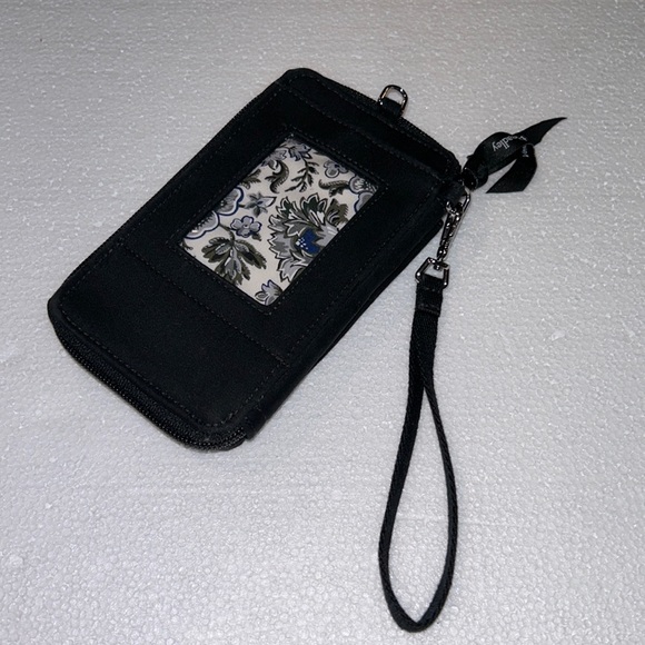 Vera Bradley Black Wristlet Wallet with Phone and Card Pockets New without tags - Picture 2 of 4